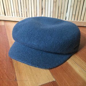Wool newsboy cap with brim unisex